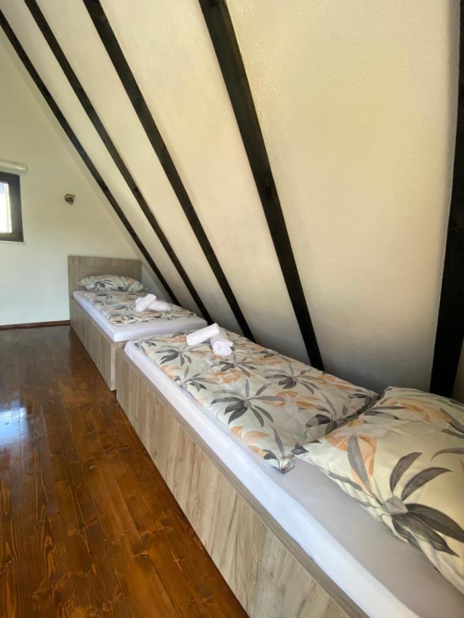 Holiday Houses Green Queen بيهاتش المظهر الخارجي الصورة