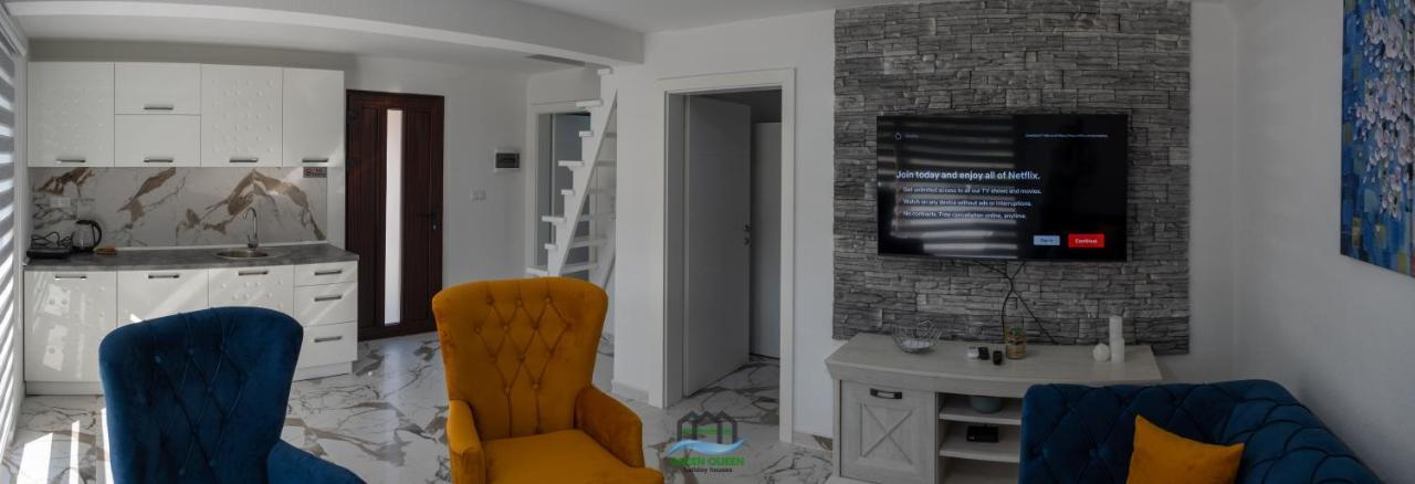 Holiday Houses Green Queen بيهاتش المظهر الخارجي الصورة