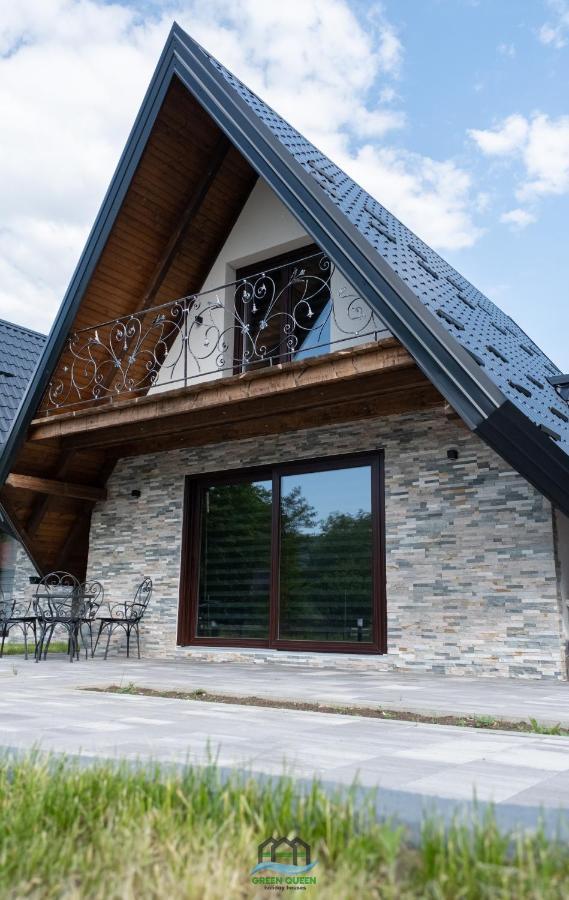 Holiday Houses Green Queen بيهاتش المظهر الخارجي الصورة