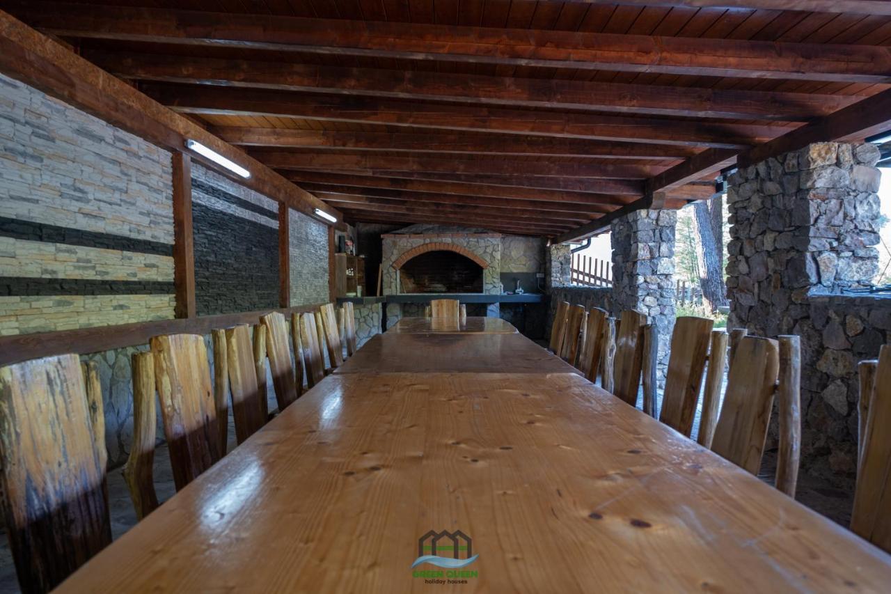 Holiday Houses Green Queen بيهاتش المظهر الخارجي الصورة