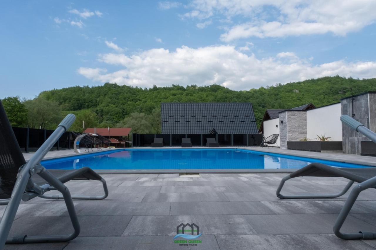 Holiday Houses Green Queen بيهاتش المظهر الخارجي الصورة