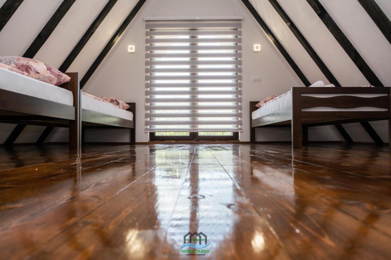 Holiday Houses Green Queen بيهاتش المظهر الخارجي الصورة