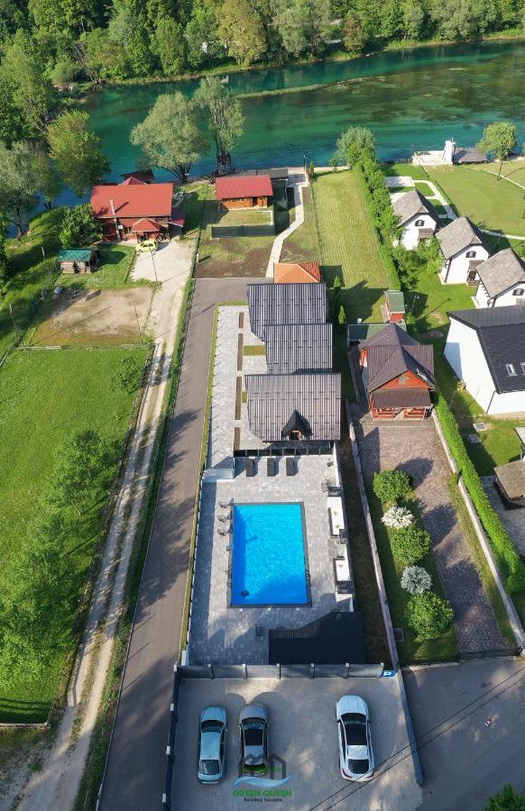 Holiday Houses Green Queen بيهاتش المظهر الخارجي الصورة