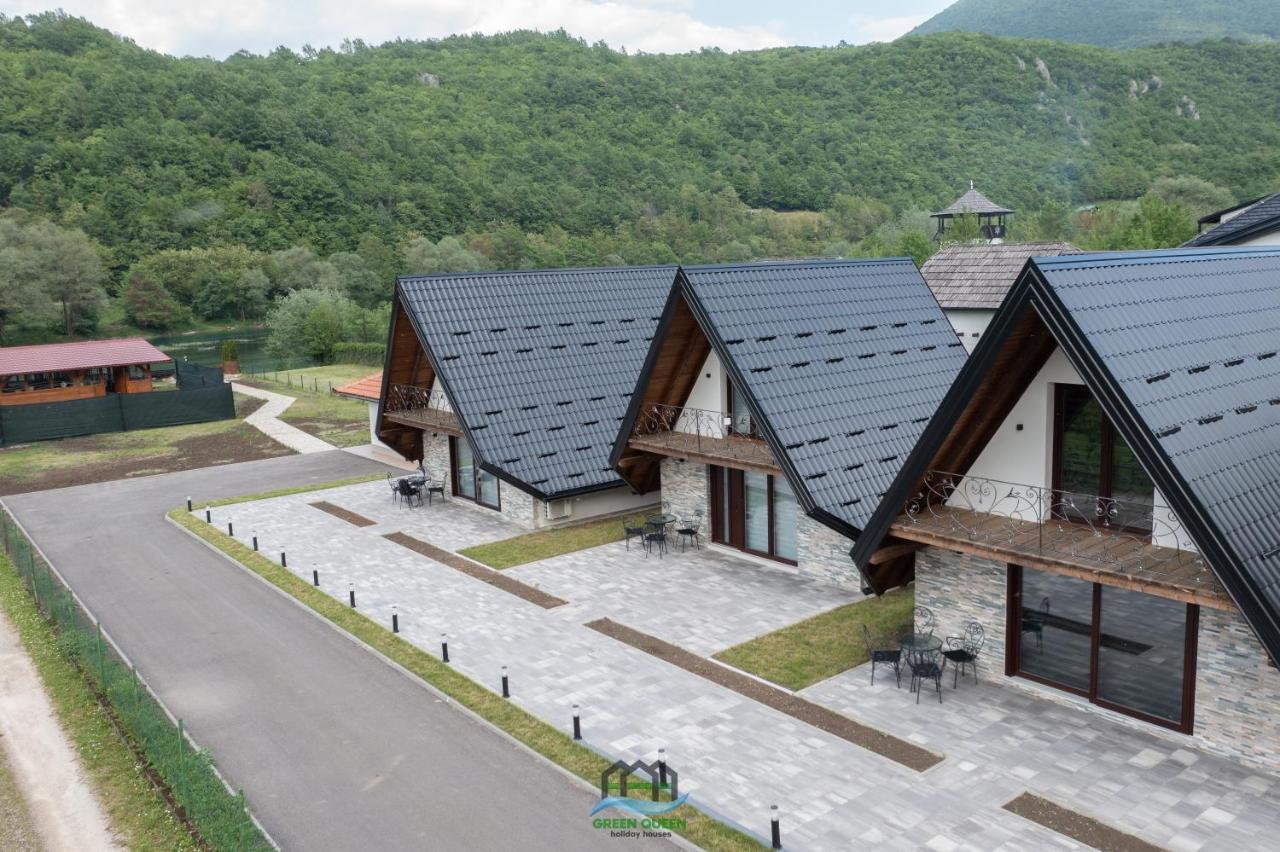 Holiday Houses Green Queen بيهاتش المظهر الخارجي الصورة